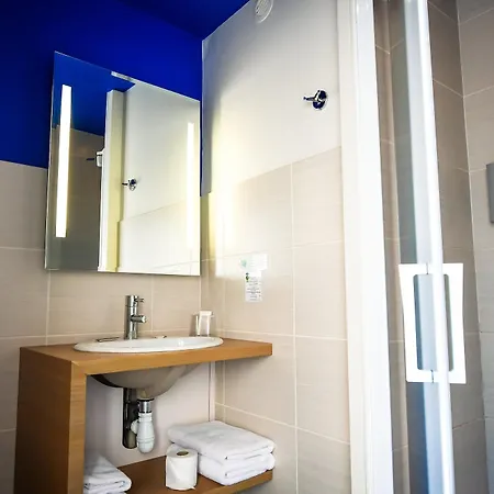 Le Bord'o Vieux Port Hotel 2*