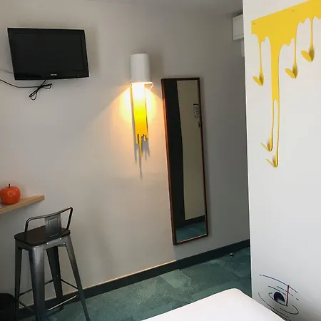 Le Bord'o Vieux Port 2*