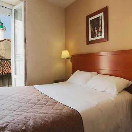 Le Bord'o Vieux Port Hotel 2*