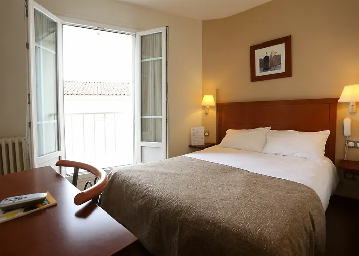 Hotel Le Bord'o Vieux Port 2*