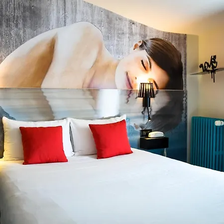 Le Bord'o Vieux Port 2*