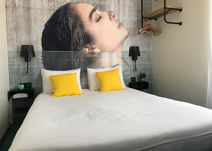 Hotel Le Bord'o Vieux Port 2*