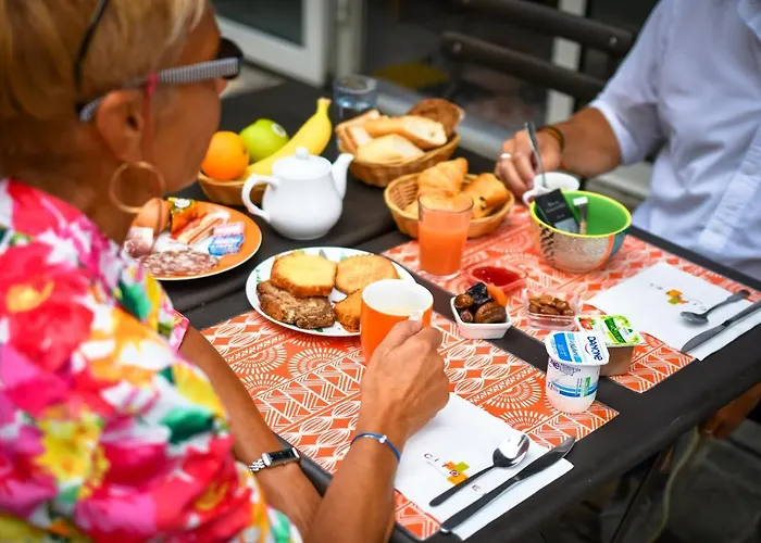 Le Bord'o Vieux Port Hotel 2*